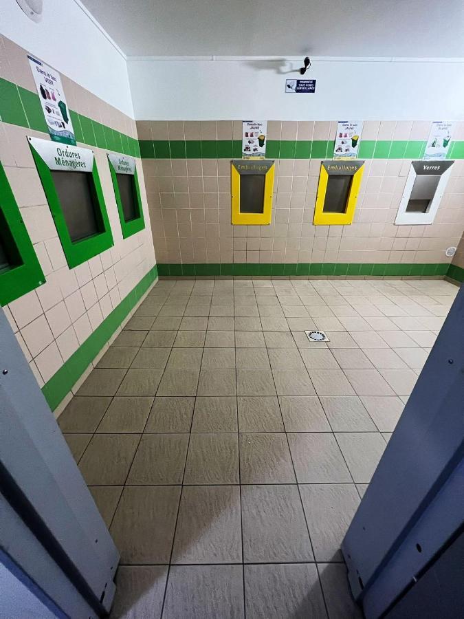 Apartment Near Subway And Supermarket Parigi Esterno foto